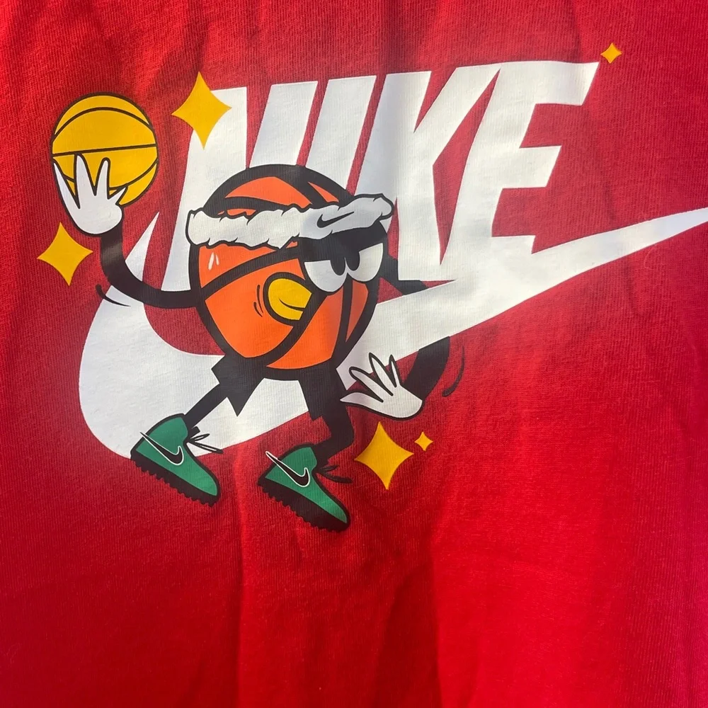 Nike fun red